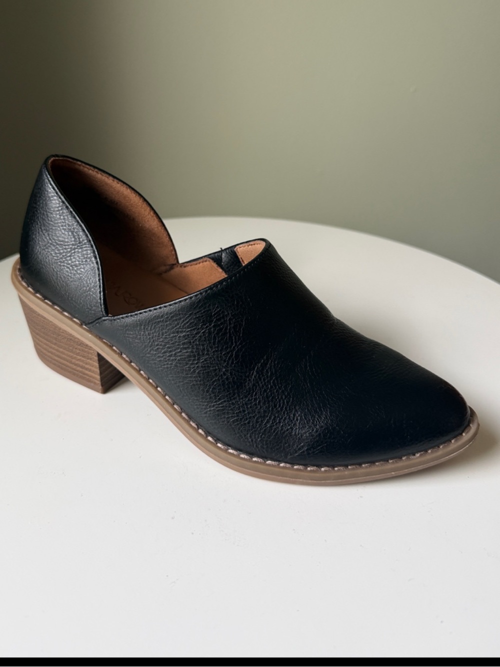 Cynthia Rowley Booties Like New size 6.5